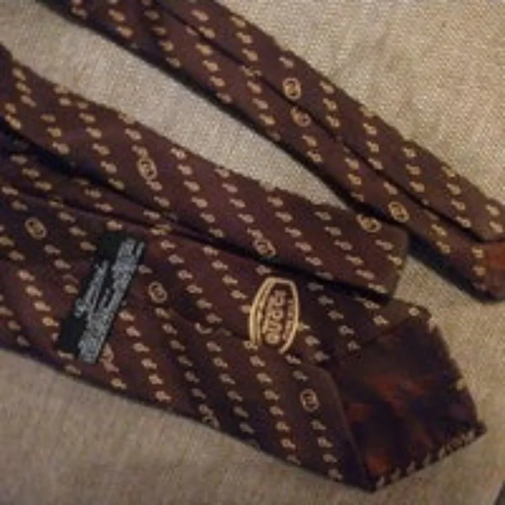 ❤️RARE VINTAGE GUCCI ITALY GG LOGO TIE BROWN 3 1/2